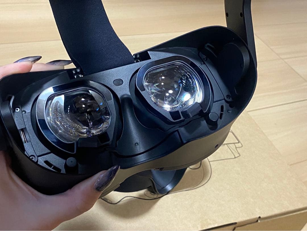 VIVE Focus Vision フェイシャルトラッカー ストリーミングキット