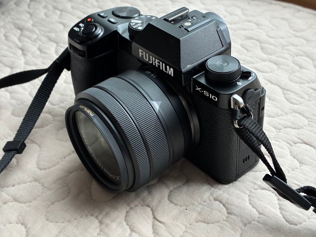 【値下げしました】美品/3月希望 FUJIFILM X-S10 ミラーレスセット