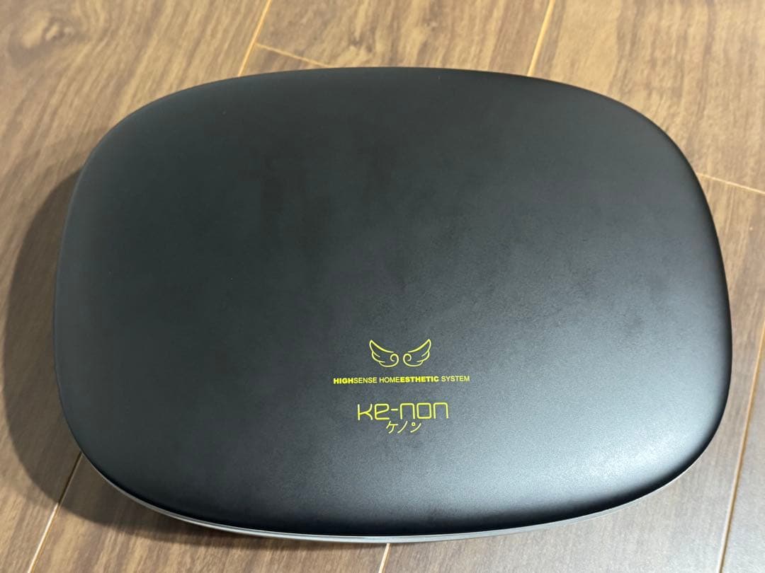 新品同様 最新ver.8.7 ケノン 脱毛器 美顔器 パールホワイト