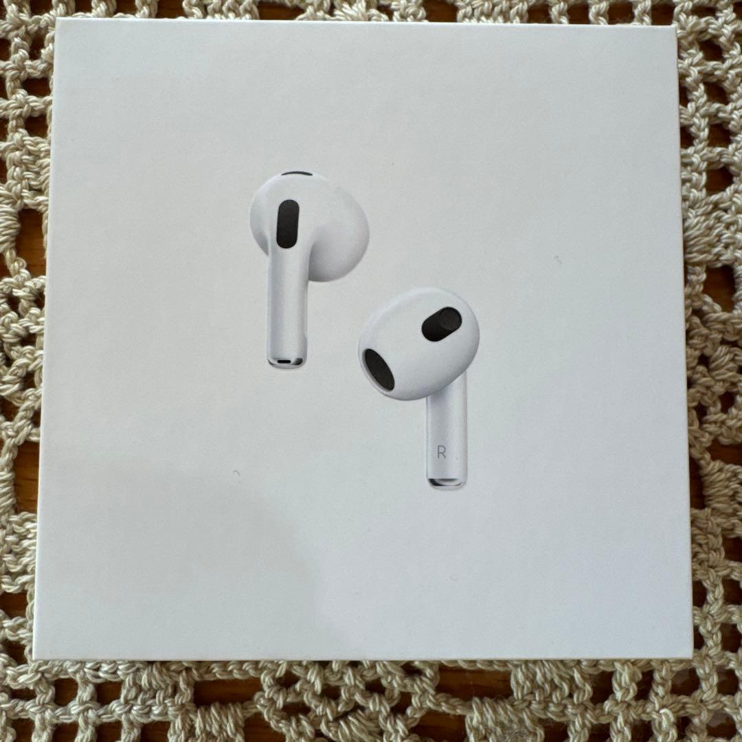 【正規品】Apple AirPods3 第3世代 【おまけ付き】