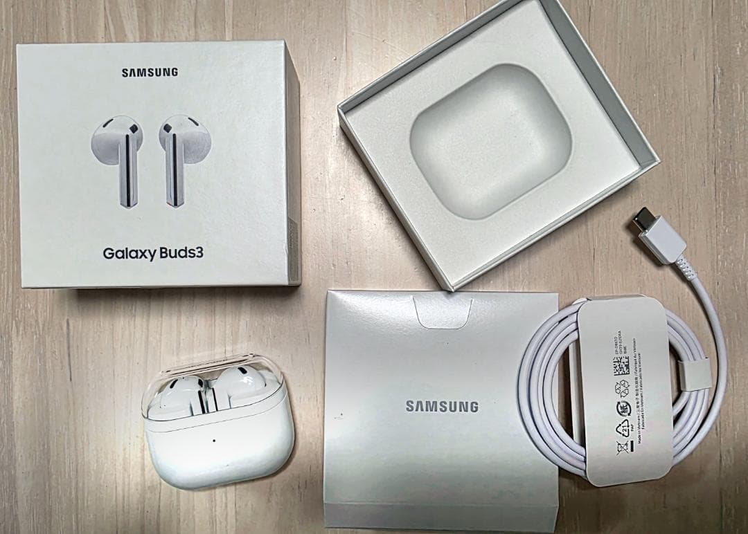 Galaxy Buds3 ホワイト【フルセット・初期化済み】