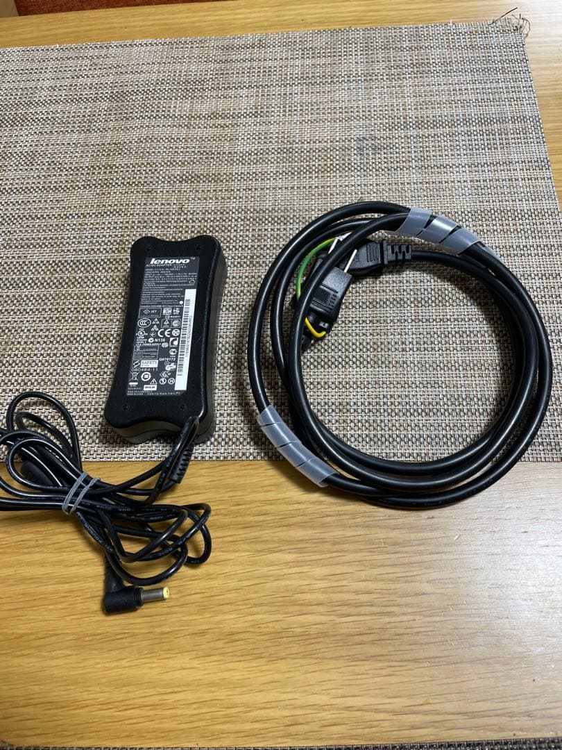 iiyama ノートパソコン　used 訳あり