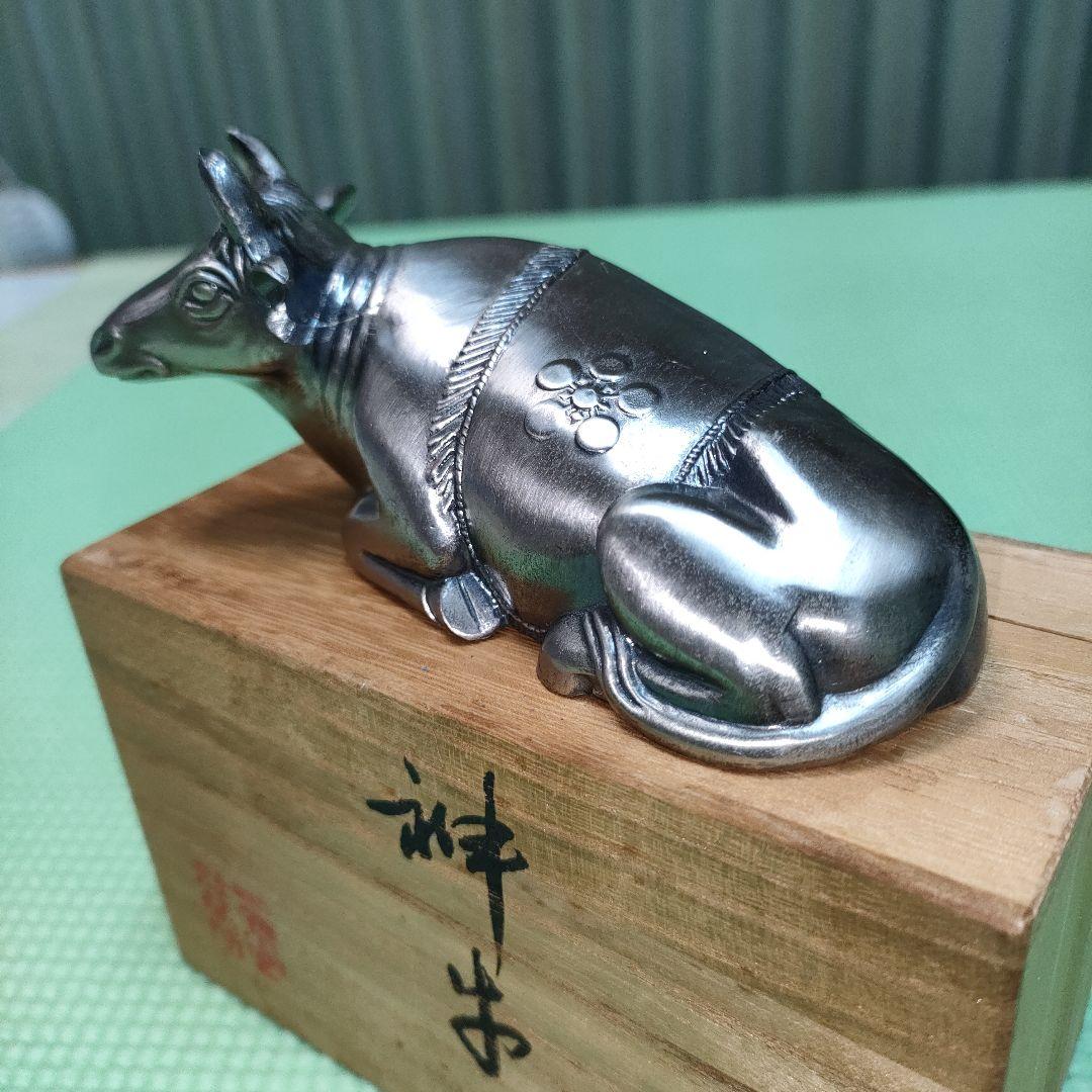 【期末大特価】神牛　大阪天満宮　撫で牛　木製箱入　牛の置物　新品未使用
