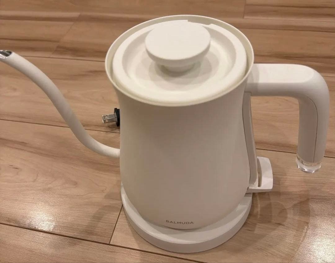 BALMUDA The Pot 0.6L 電気ケトル ホワイト