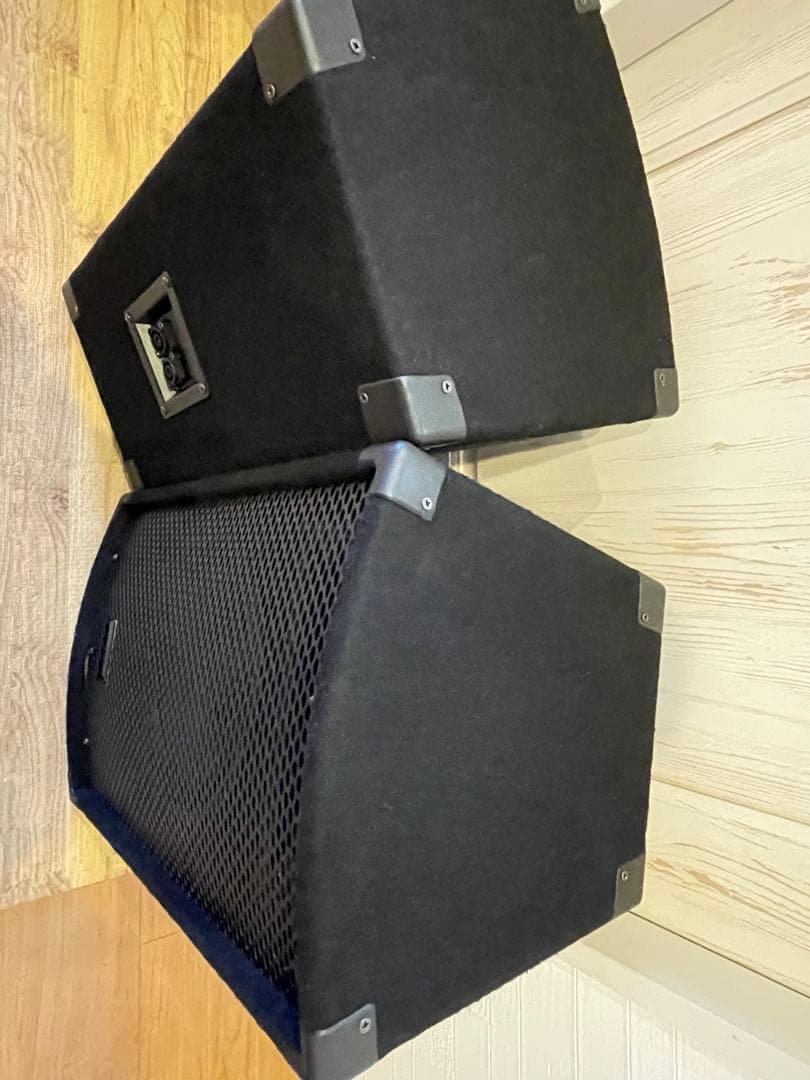 ②Alesis スピーカー(①もご購入お願いします)
