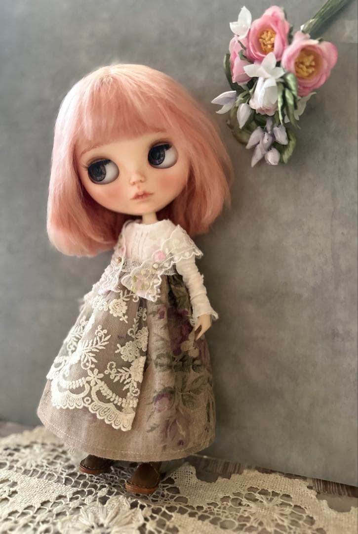 ☆sold out☆ブライスアウトフィット☆薔薇柄スカートとブラウスセット☆