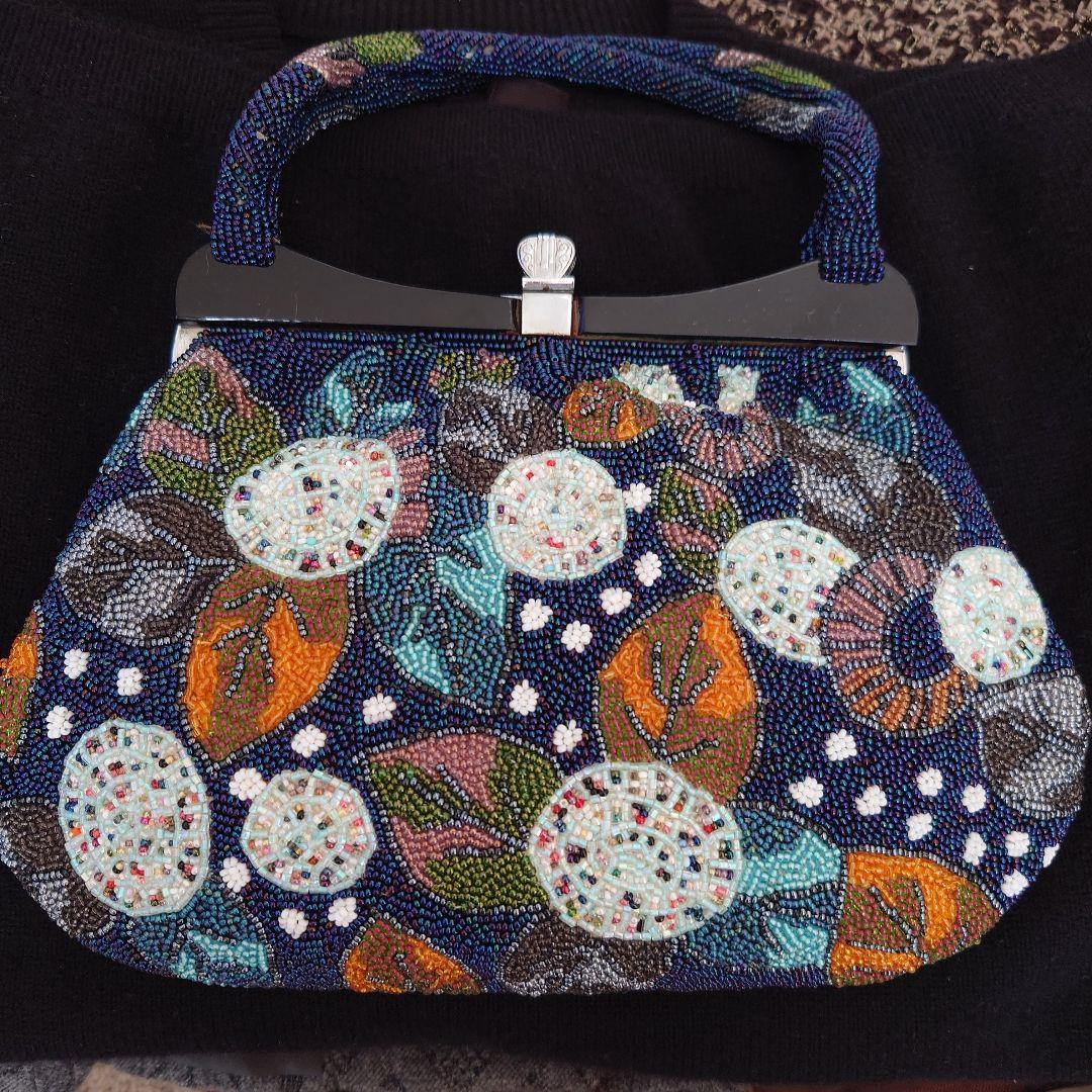 ビーズ刺繍クラッチバッグ ネイビーブルー