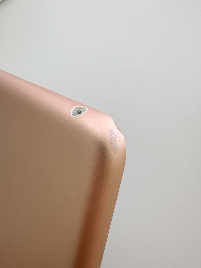 Apple ipad 第6世代　32GB Wi-Fiモデル