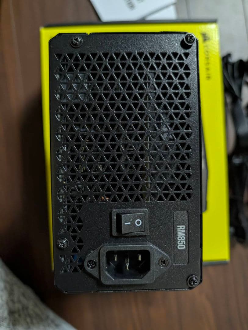 Corsair RM850 デスクトップPCの電源 850w