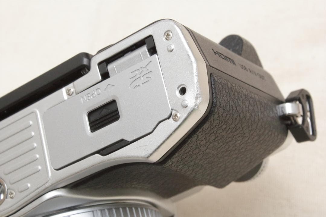 スマホ転送！OLYMPUS OM-D E-M10 Mark II　難あり