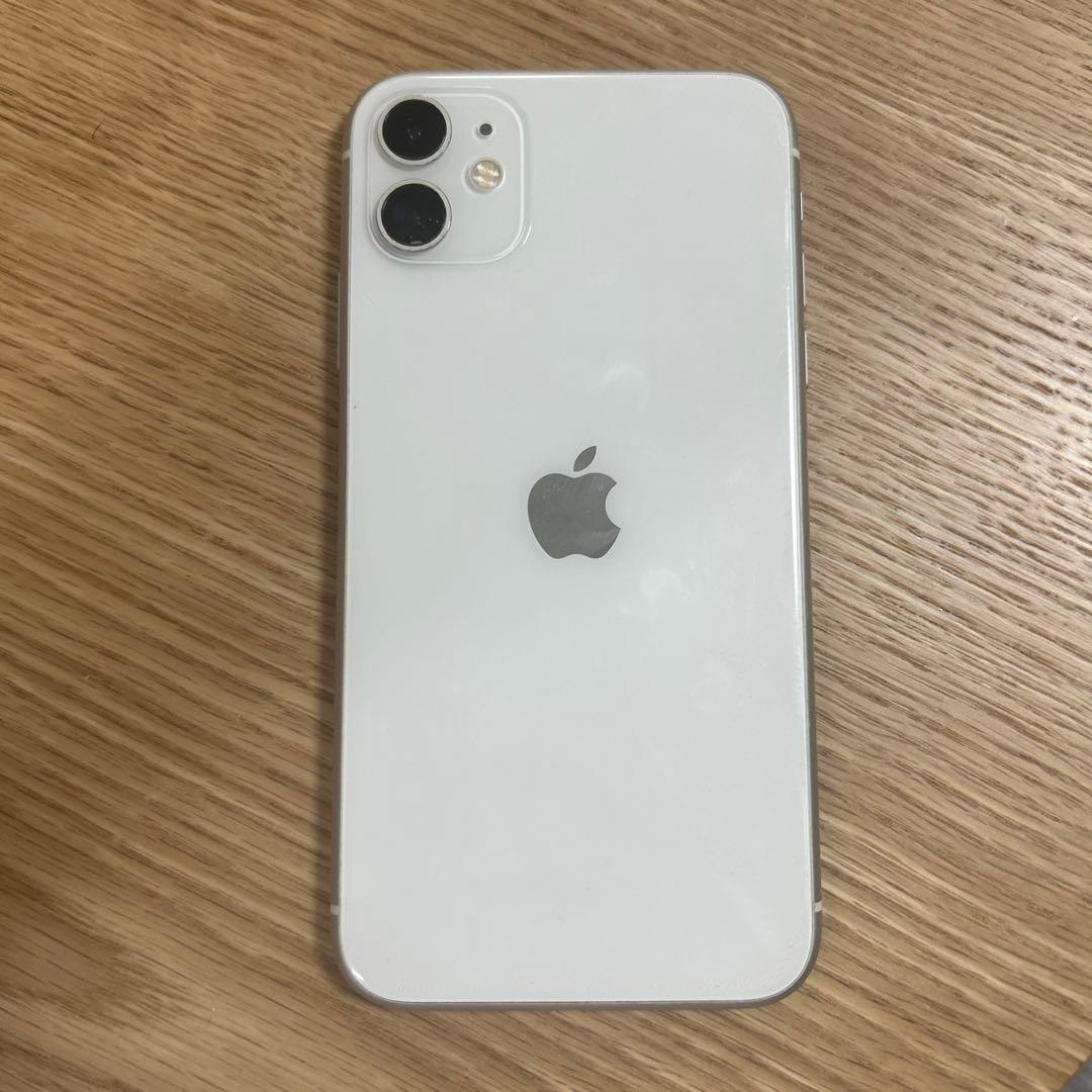 Apple iPhone 11 ホワイト 画面割れ