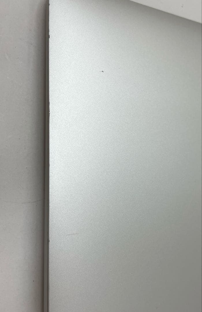 MacBook本体 Apple MacBook Air (M1, 13-inch, 2020)