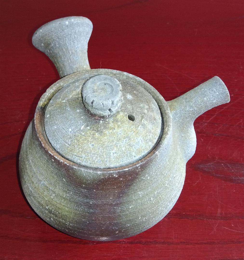 越前焼名工　白越不朝（塩越窯）自然灰釉究極美が迸る逸品横手（よこで）急須No:2