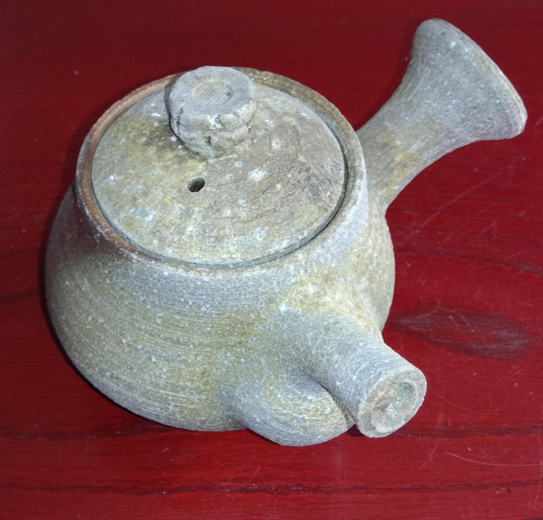 越前焼名工　白越不朝（塩越窯）自然灰釉究極美が迸る逸品横手（よこで）急須No:2
