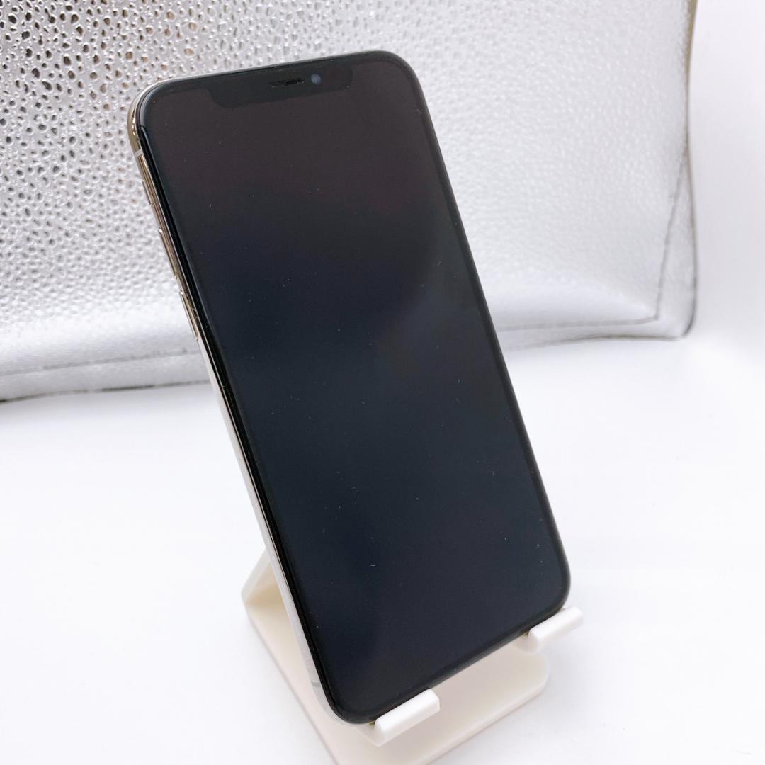 iPhone Xs 64GB シルバー SIMロックあり バッテリー77%