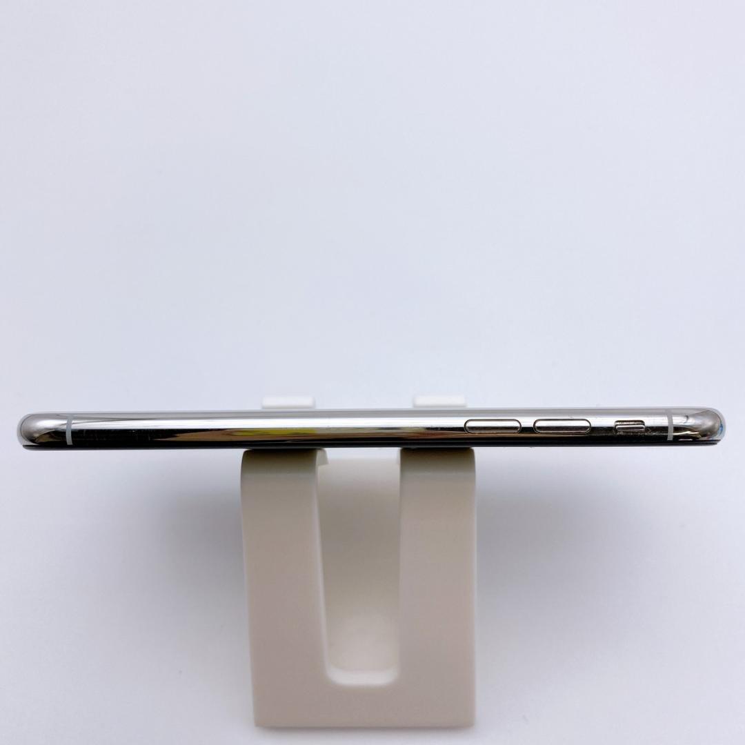 iPhone Xs 64GB シルバー SIMロックあり バッテリー77%