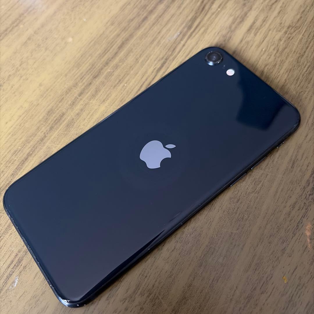 Apple iPhone SE 第3世代 SIMフリー ブラック 本体 ジャンク