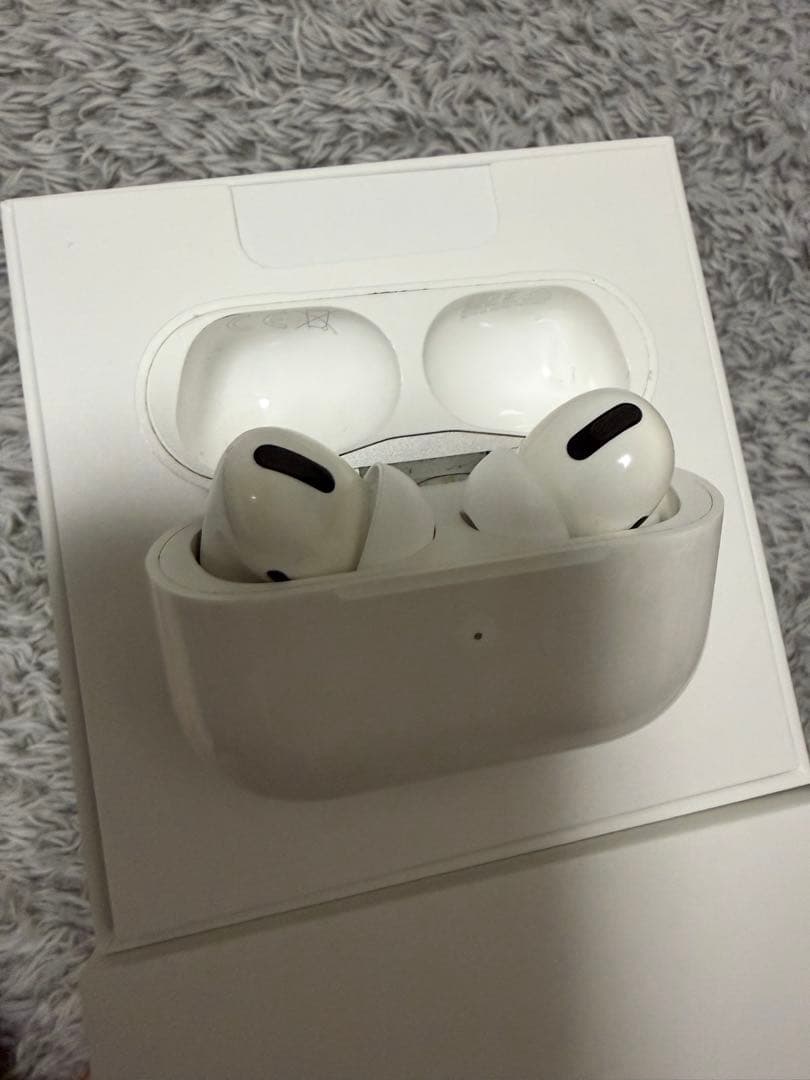 初代 AirPods Pro 本体