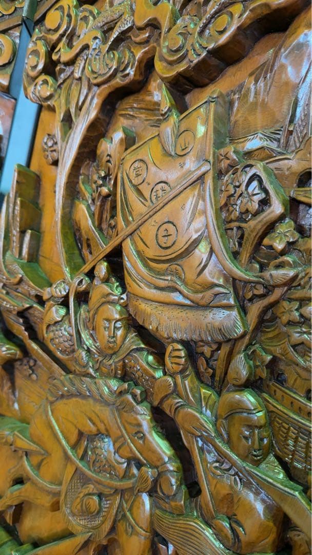 三国志の木製彫刻屏風