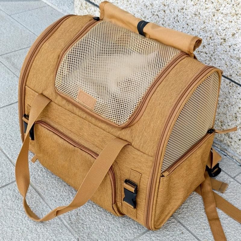 【多機能】ペットキャリーバッグ 通気性抜群 犬猫兼用 お出かけ 防災