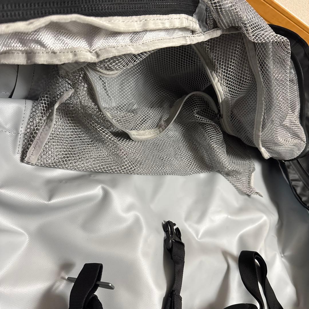 THULE Chasm Duffle 130L スーリー
