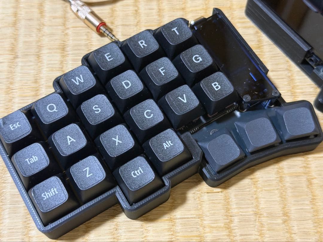 keyball44 完成品　分割キーボード スモークアクリル ブラック　新同品