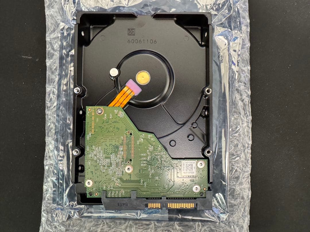【短時間使用】WD Red Plus 4TB HDD WD40EFZX