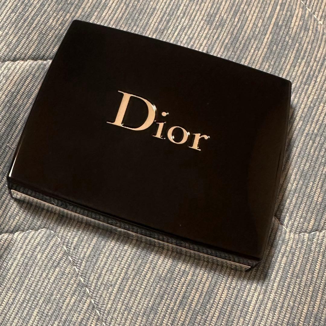 DIOR ルージュブラッシュ カラー＆グロウ　257