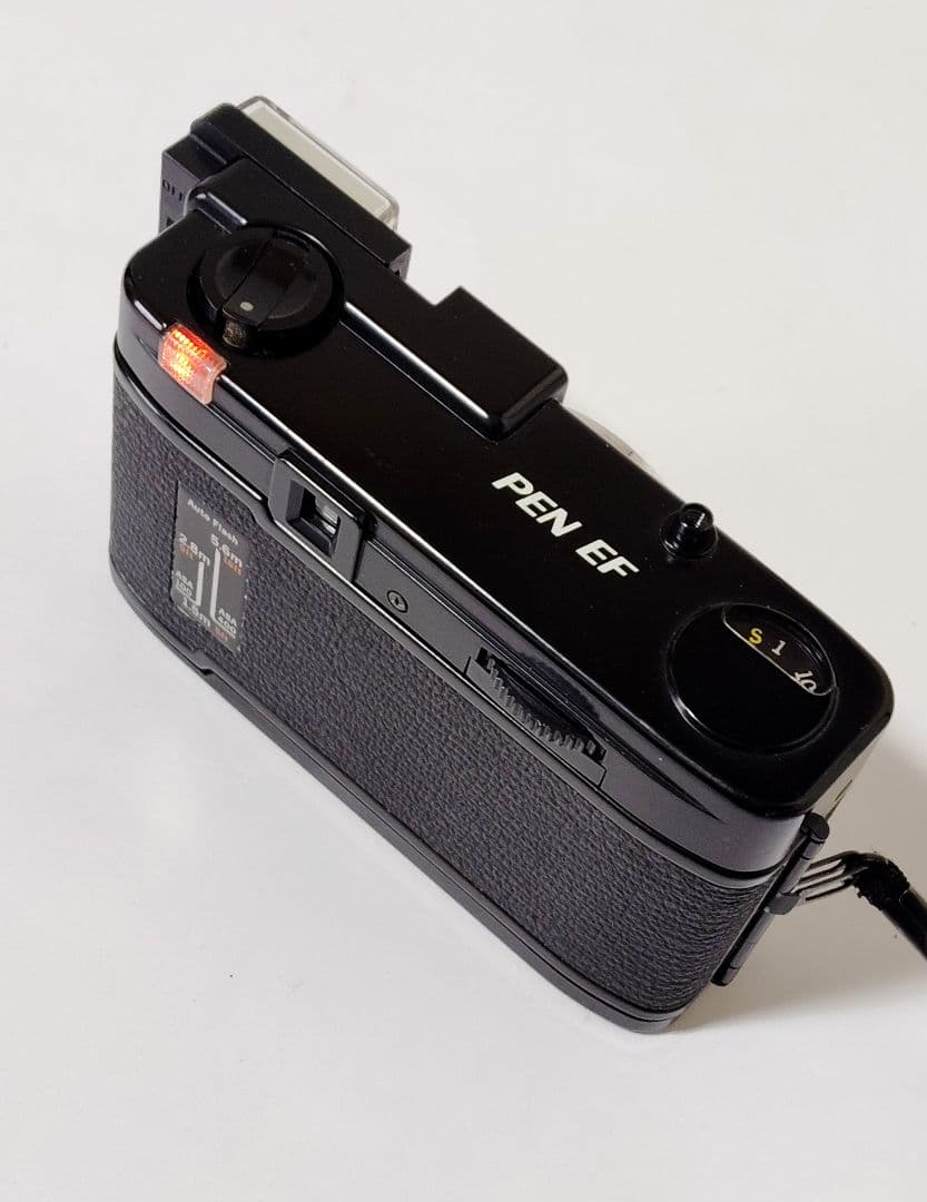 完動品　赤ベロ出ますオリンパスOlympus Pen EF