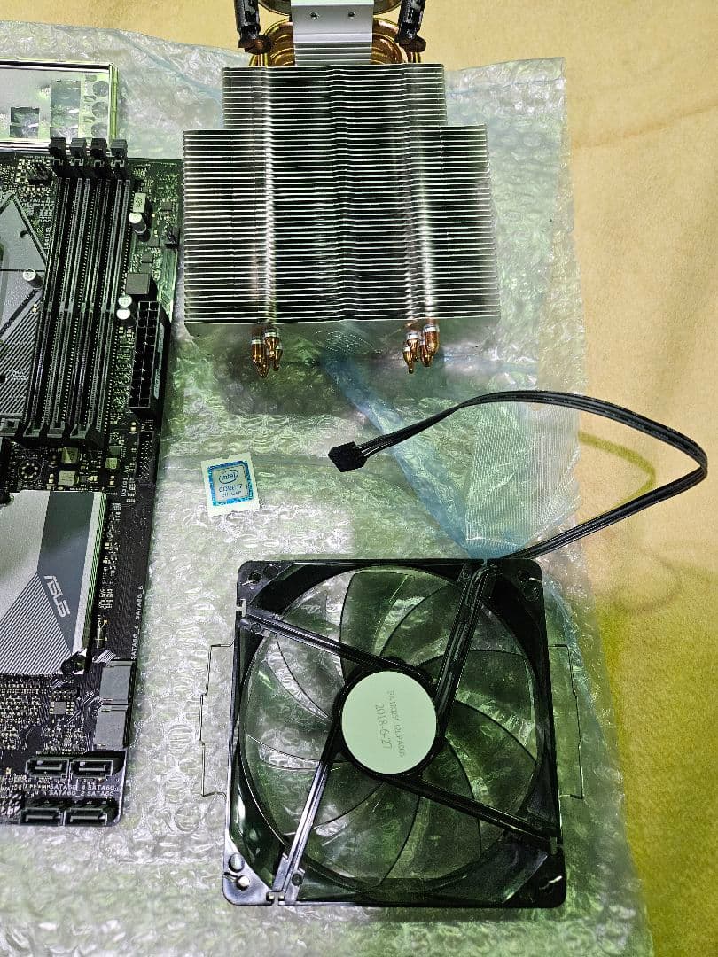 intel corei7 8700＋MB＋CPUクーラー＋おまけスピーカー