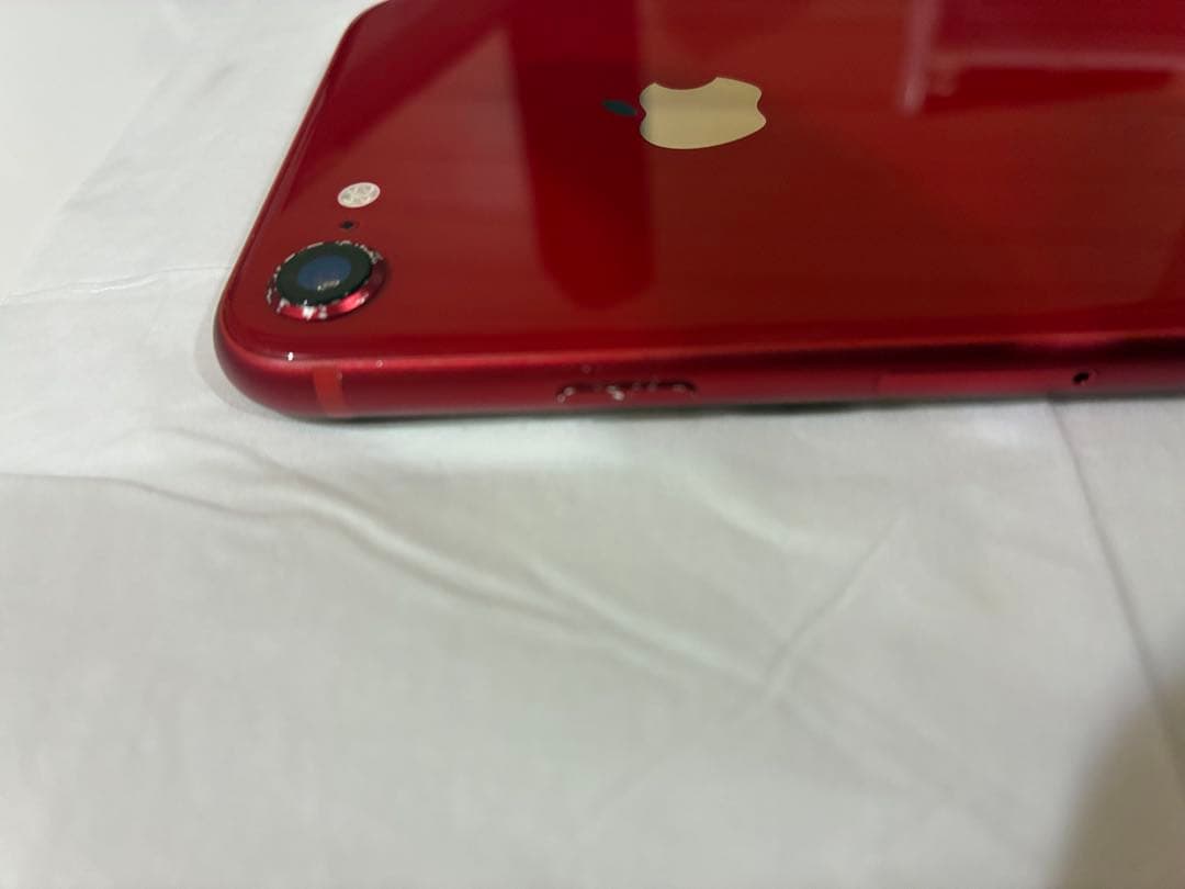 iPhone 8 64G　人気の赤