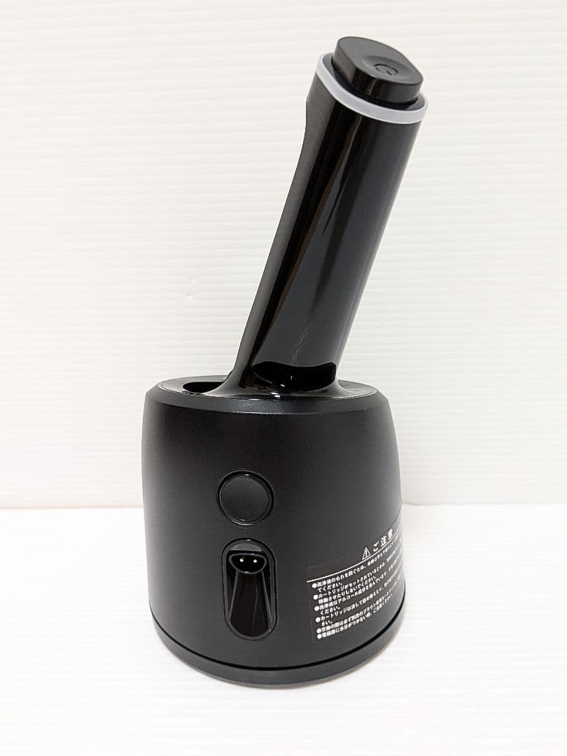 【美品】BRAUN Series6 電気シェーバー 洗浄充電スタンド付き