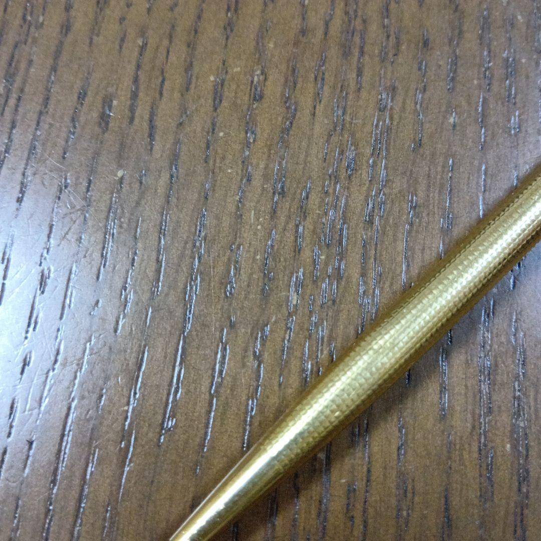 Caran d'Ache ボールペン