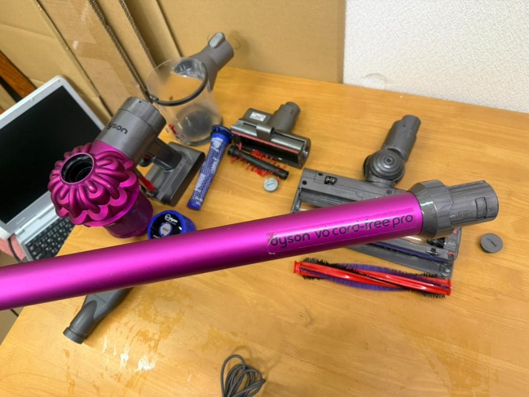 ダイソン V6 スティッククリーナー SV07 コードレス掃除機