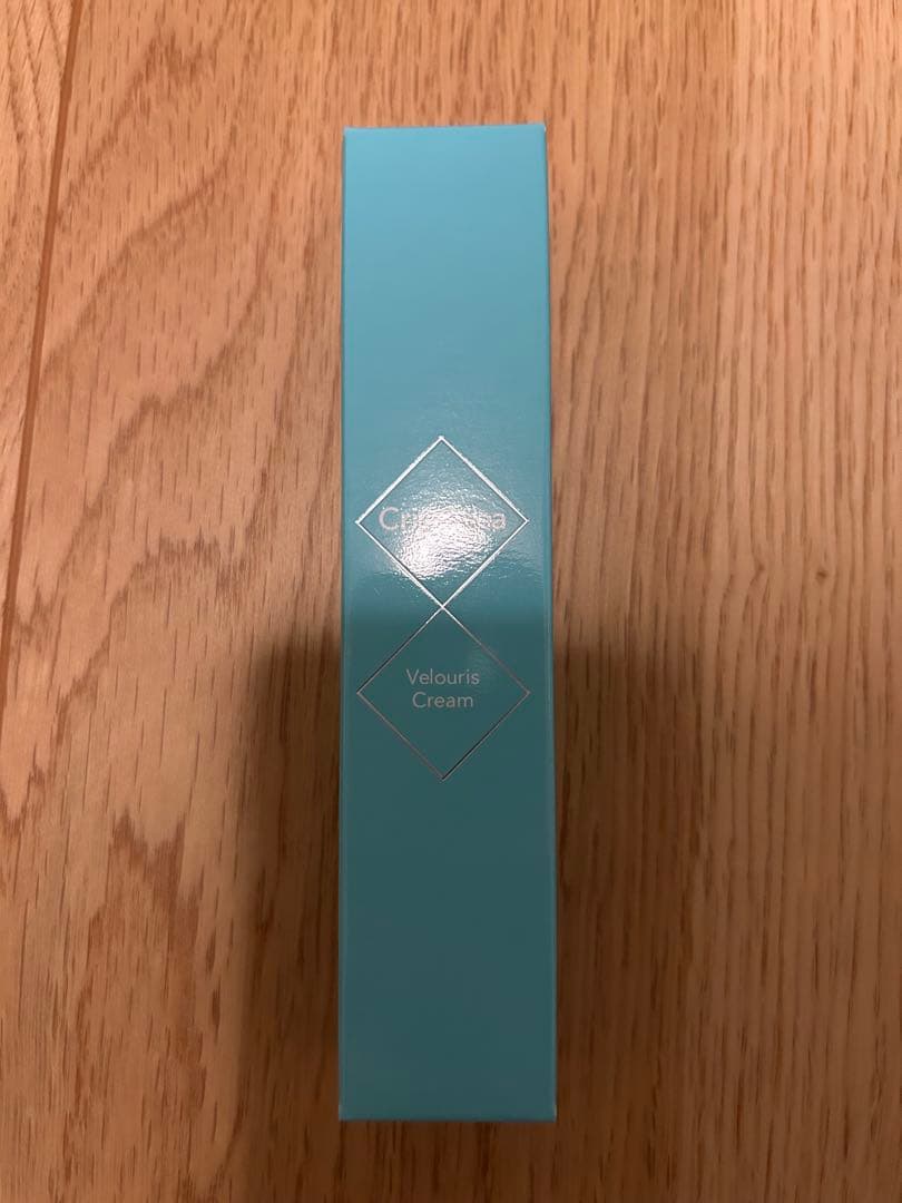 Cristavea Velouris Cream 3本＋ファンデ1本