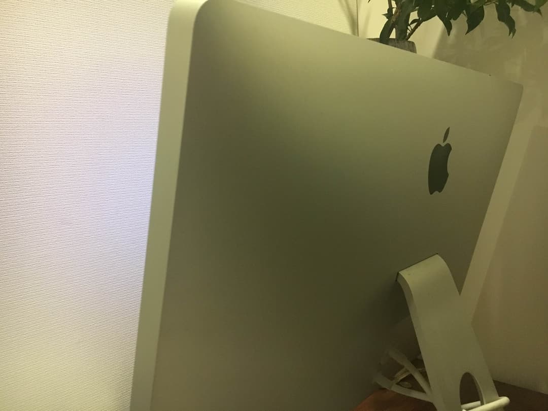 その他 Mac  LED  Display