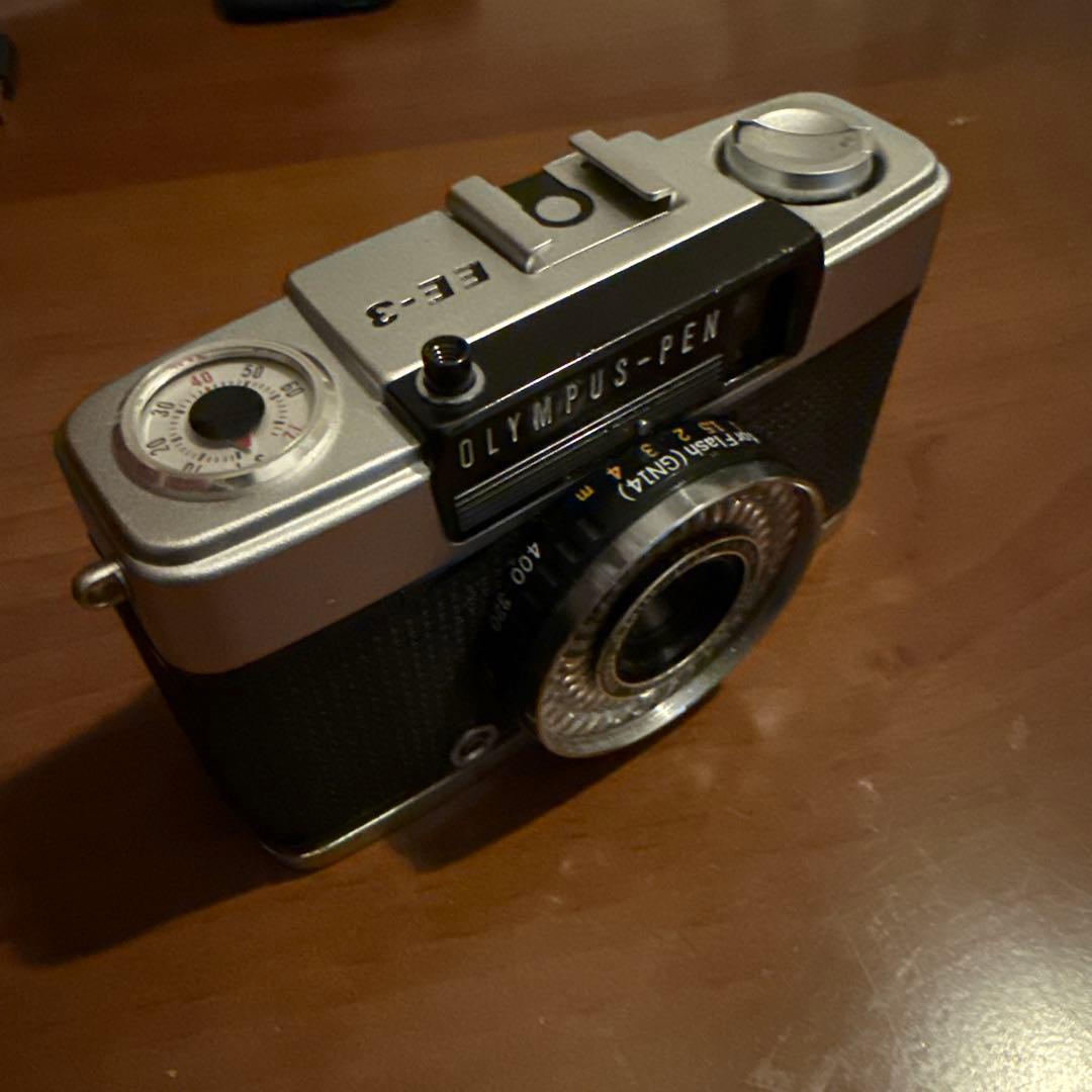 OLYMPUS PEN コンパクトフィルムカメラ　EE-3