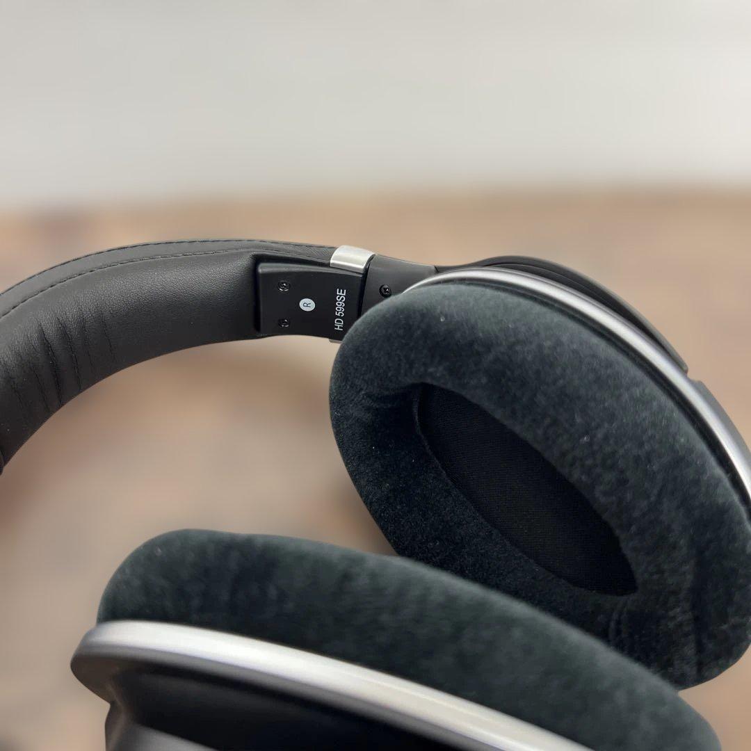 262277Sennheiser ヘッドホン 有線 HD 599 SE