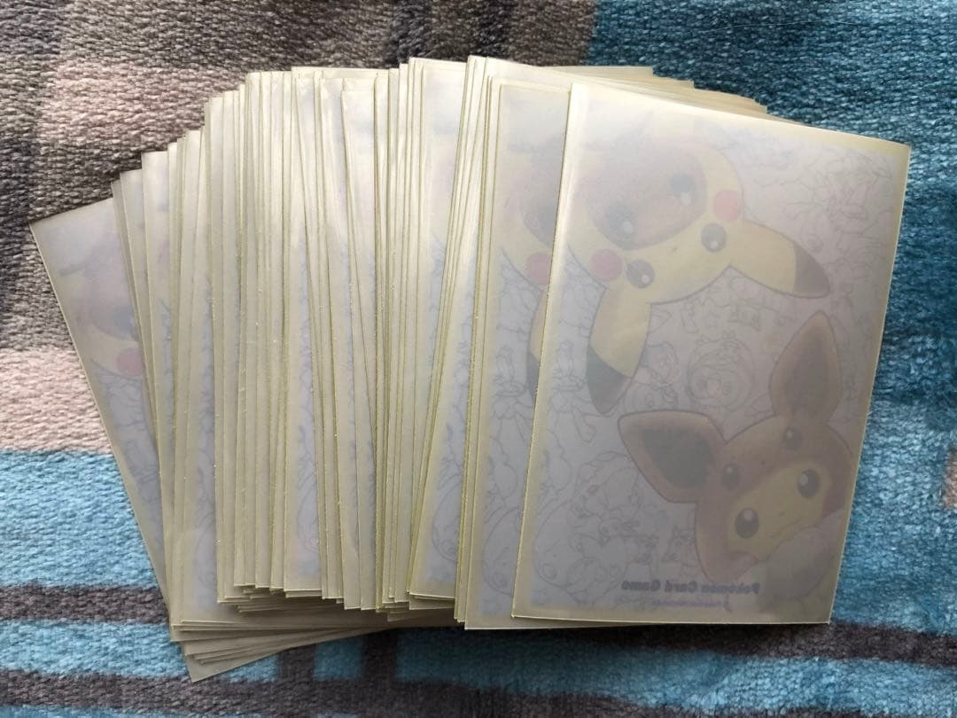 ポケモン プレイマット スリーブ FAN OF PIKACHU&EIEVUI