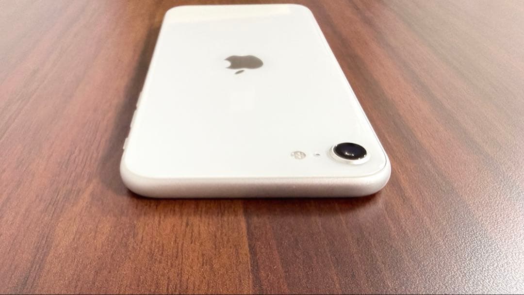 iPhoneSE2 128GB ホワイト