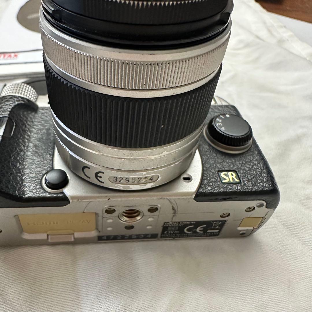 PENTAX Q7 ズームキット02 standard 本体　バッテリー