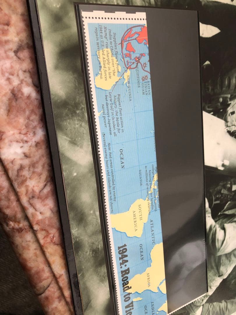 ②アメリカ郵便公社　World War II Remembered 切手アルバム