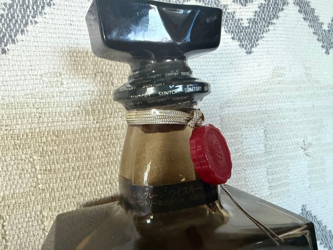 サントリーウイスキー ローヤル 720ml 86 Proof