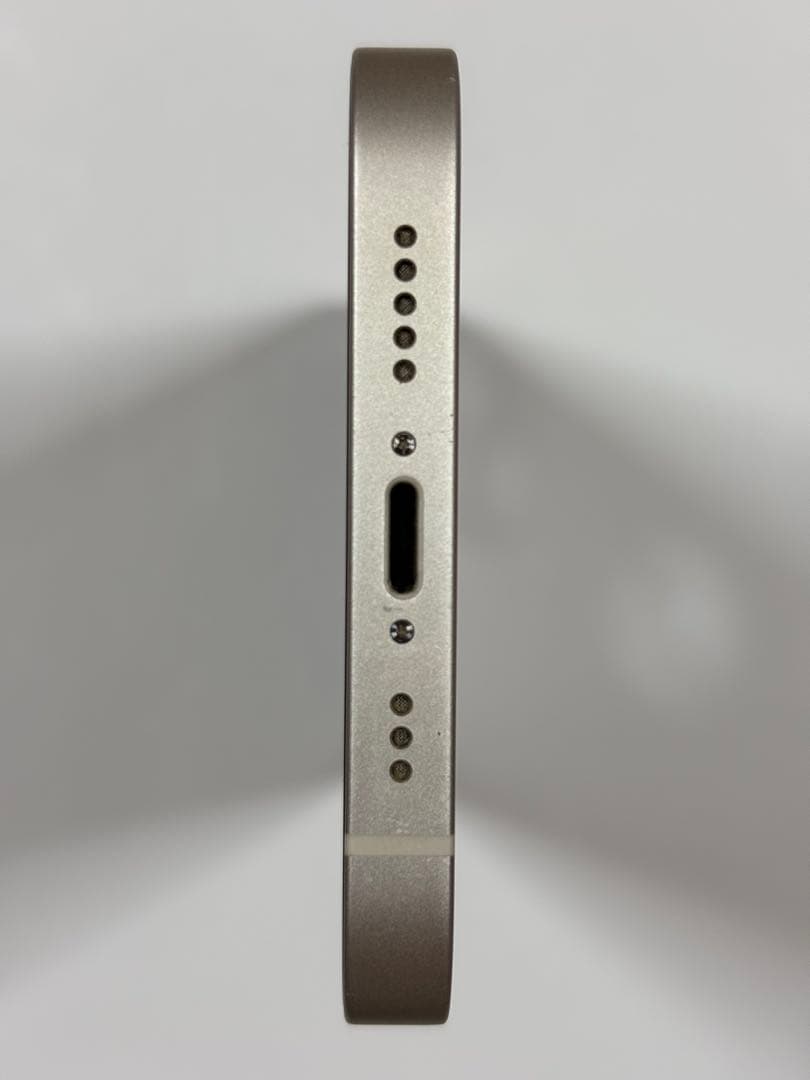 【極美品】iPhone 13 スターライト 128GB SIMフリー 本体