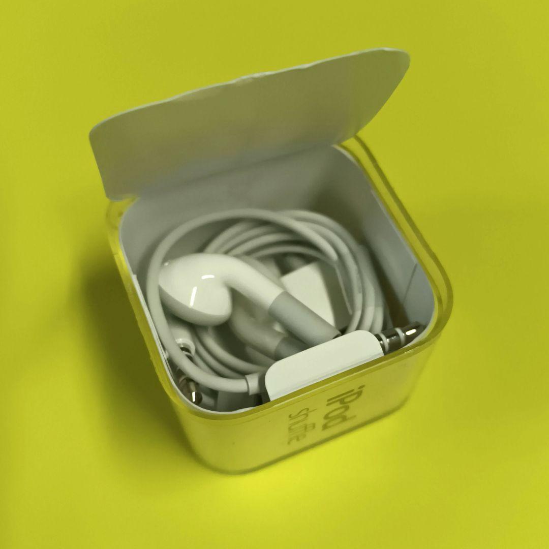 【未使用品】Apple iPod shuffle 2GB ブラック 第4世代