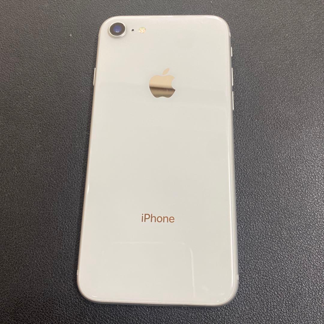 k1204 iPhone8 64GB シルバー