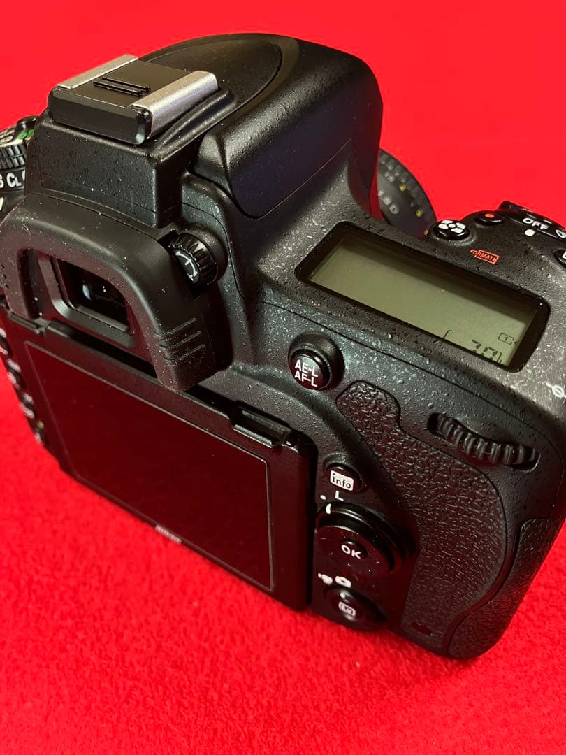 衝撃　決算値下げ！　Ｄ750 Ｓ数11700回 50mm1.8付き
