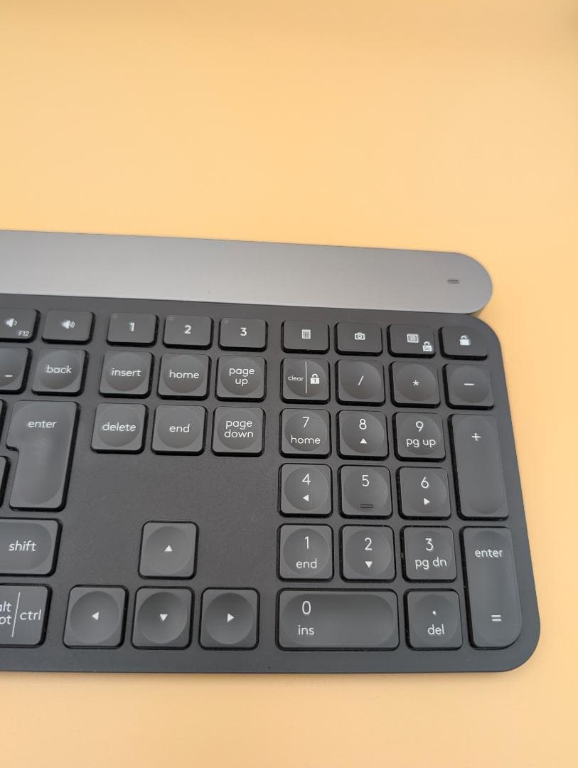 Logicool CRAFT キーボード ワイヤレス 日本語配列 ダイヤル付き