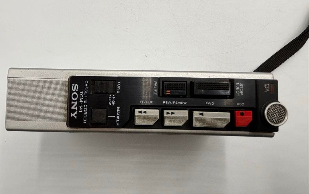 SONY カセットコーダー TCM-141 カバー付き　昭和レトロ　レア