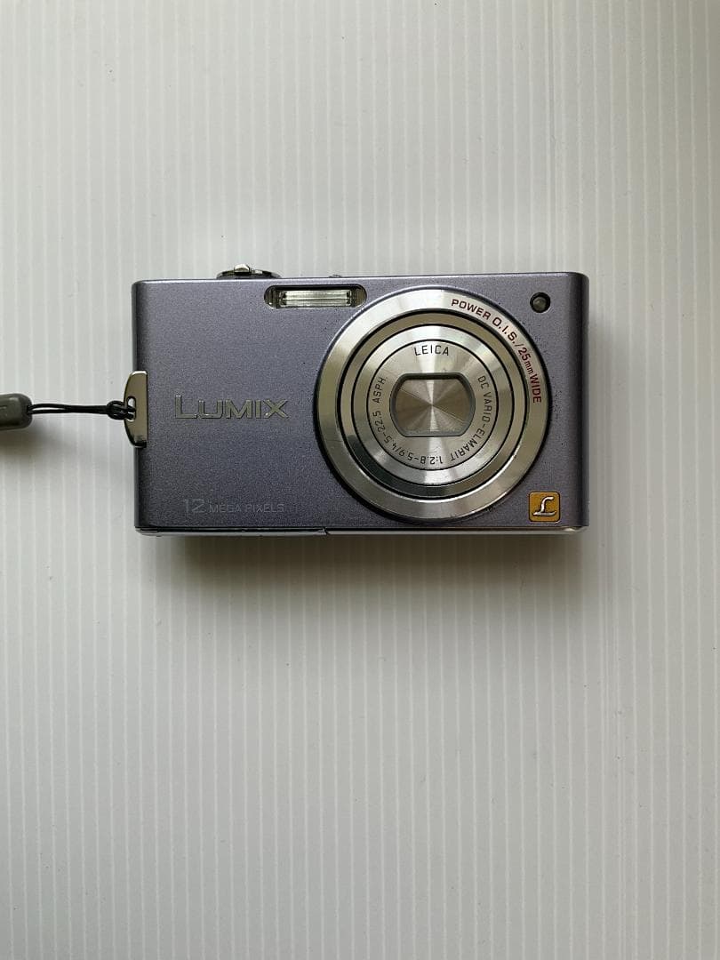 【X'mas sale!!】　Panasonic　LUMIX DMC-FX60